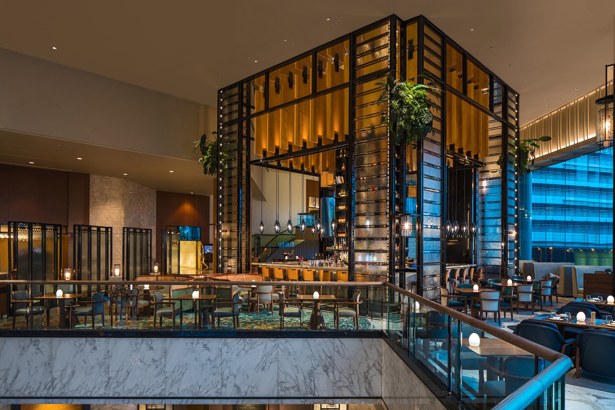 Mirage Bar & Restaurant