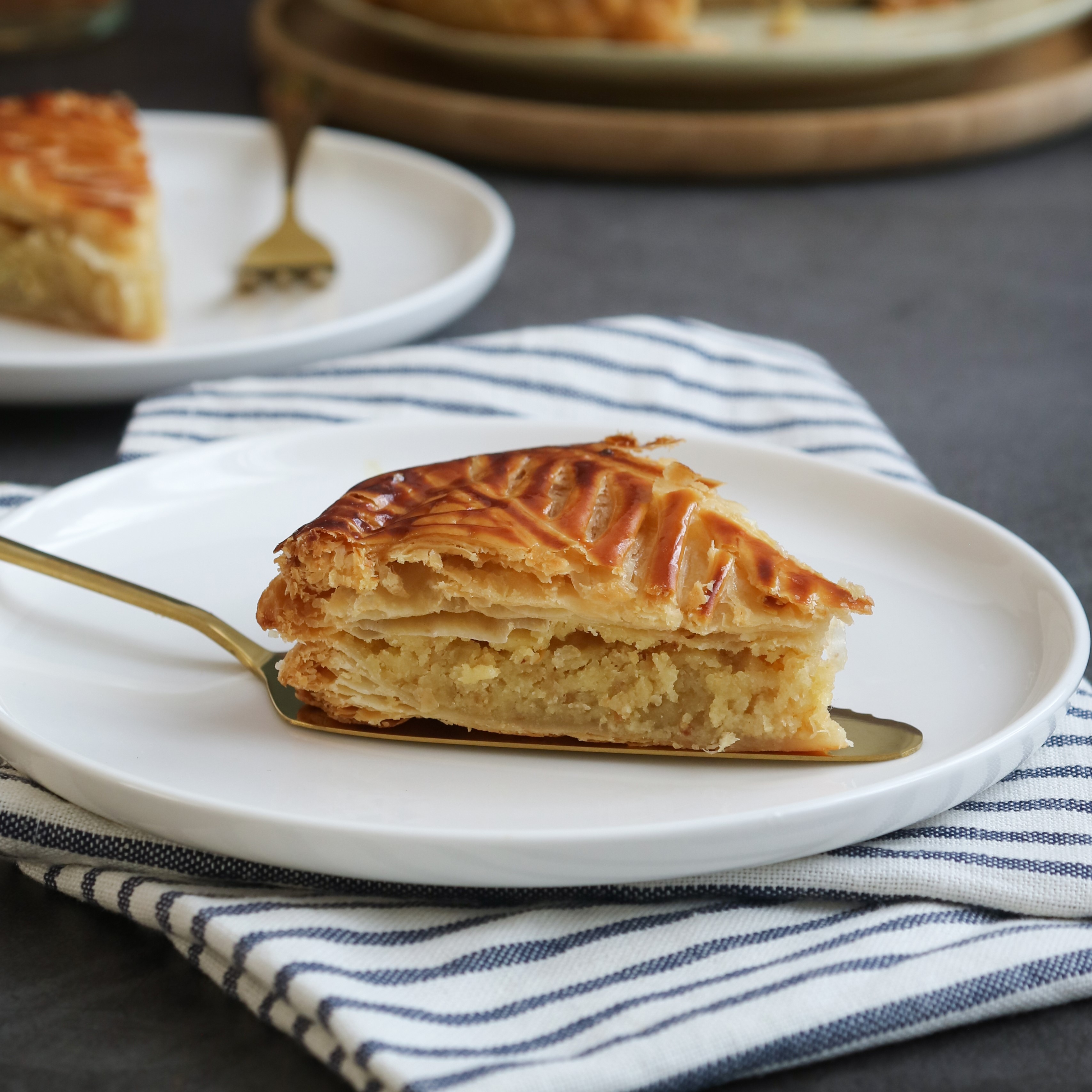 UNVEILS SPRING’S LUCK WITH KING CAKE AFTERNOON TEA   