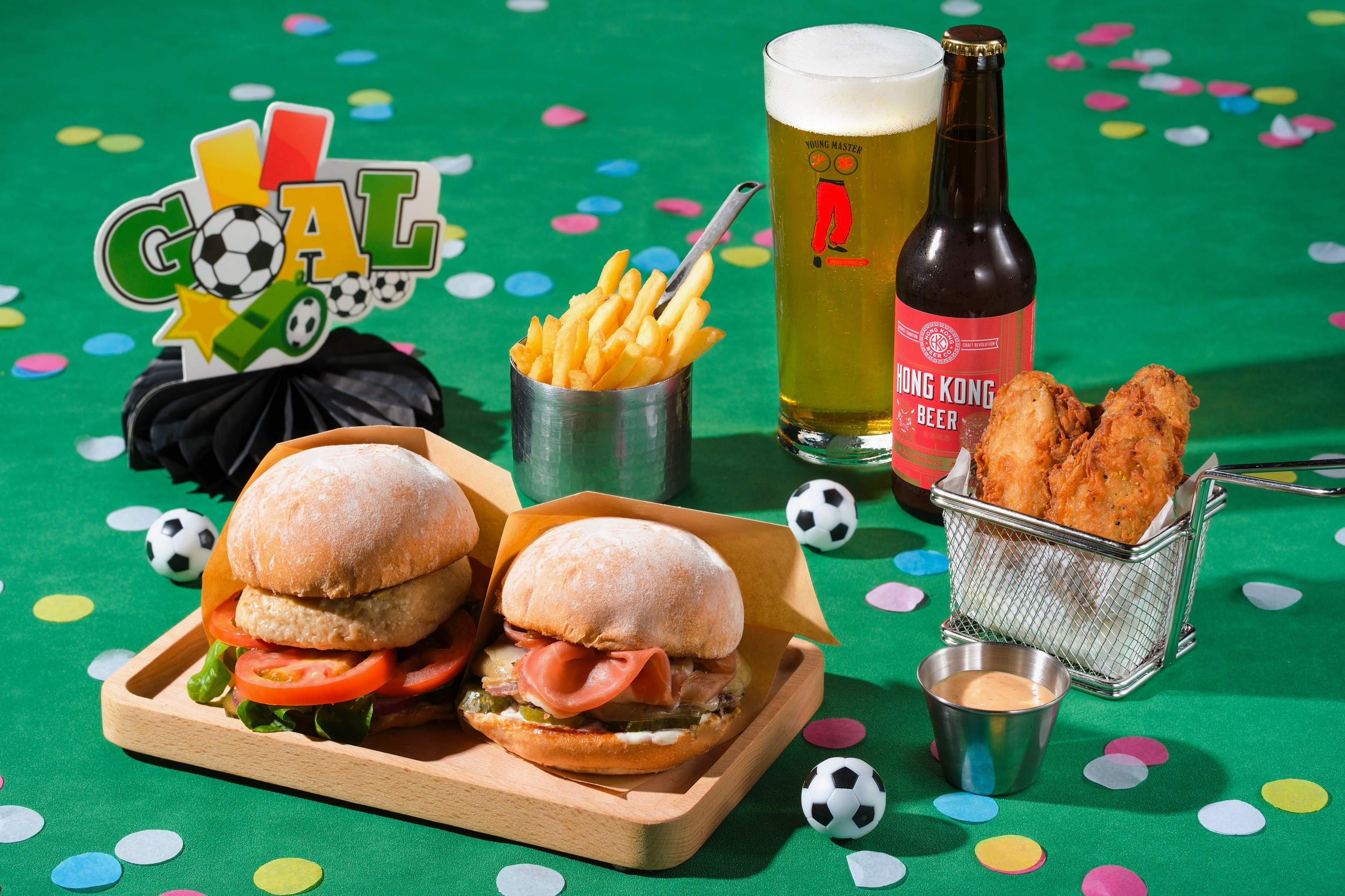 FOOTBALL FEVER | “GOAL”DEN FEVER SNACK COMBO